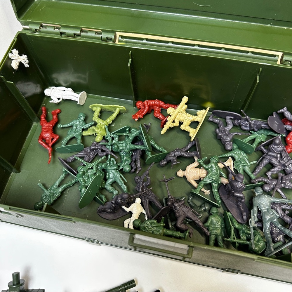 Army Military First Responder Equipment GI Joe Action Figure Accessories w/ Case - Picture 8 of 15